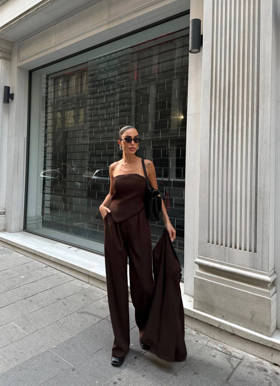 En Trend Kadın Giyim Kombinleri 2025 Sonbaharında