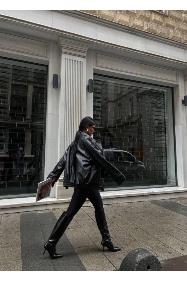 Altı Lastikli Kadın Deri Ceket