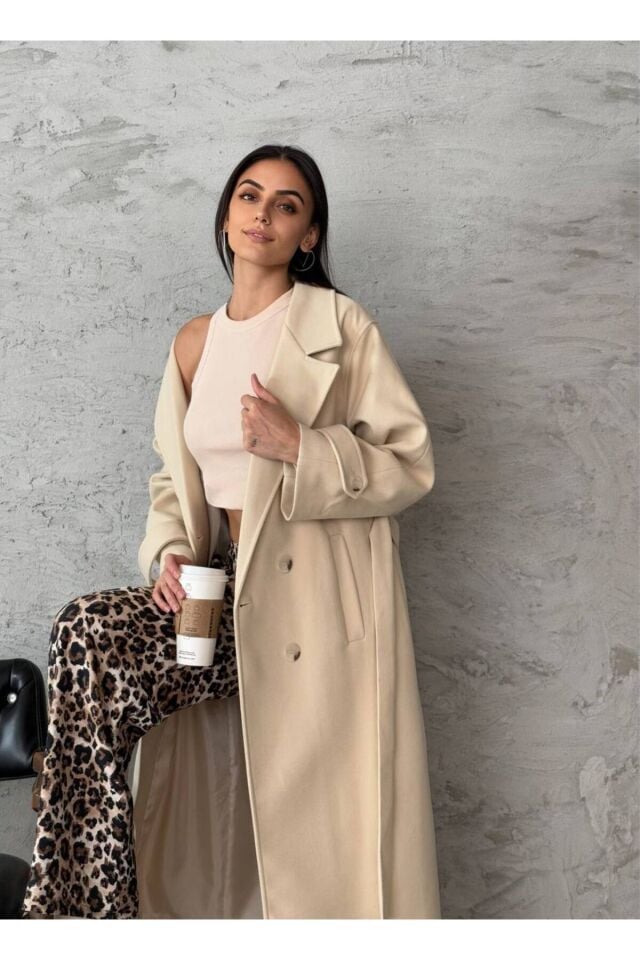 Uzun Kuşaklı Kaşe Kaban