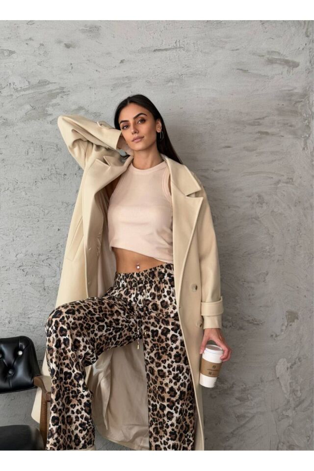 Uzun Kuşaklı Kaşe Kaban