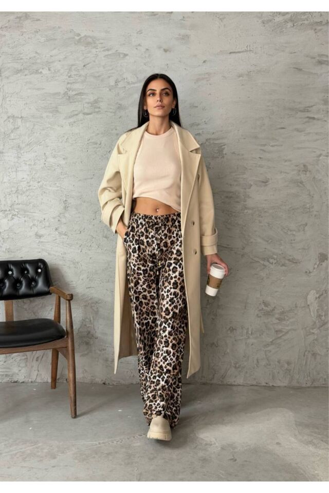 Uzun Kuşaklı Kaşe Kaban