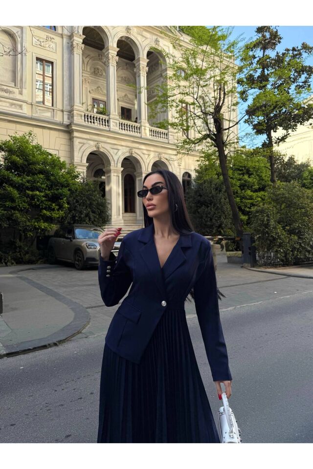 Premium Pileli Etekli Ceket Görünümlü Elbise