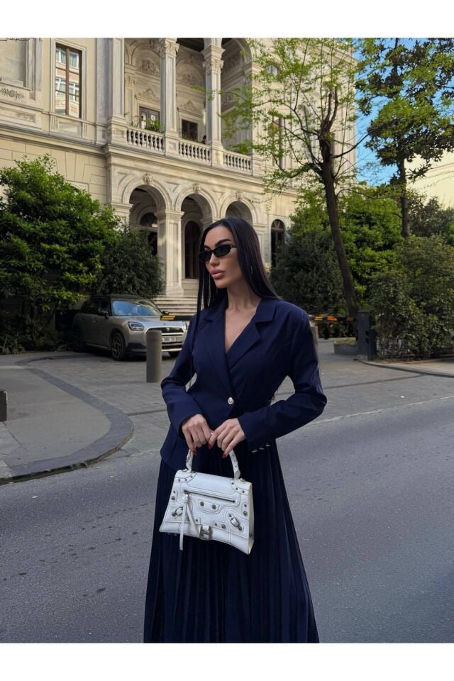 Premium Pileli Etekli Ceket Görünümlü Elbise