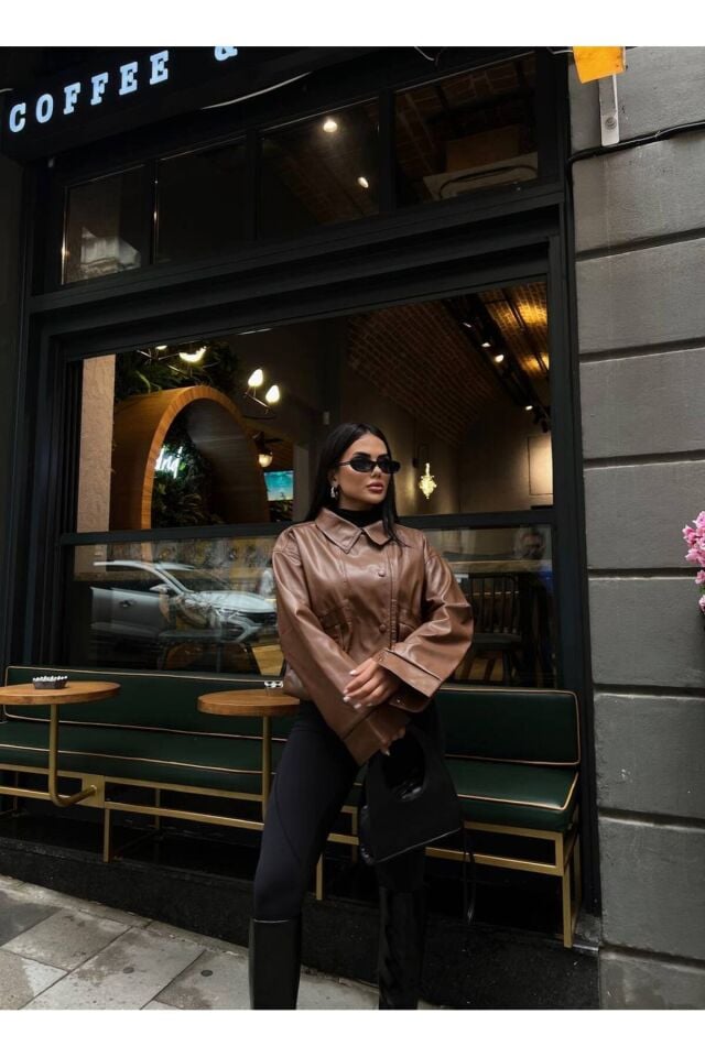 Altı Lastikli Kadın Deri Ceket