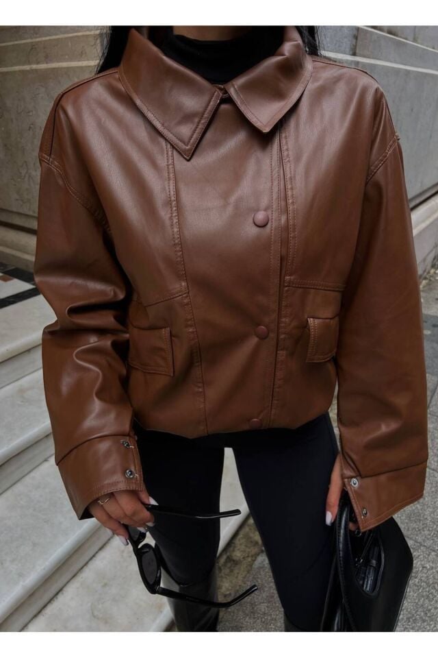 Altı Lastikli Kadın Deri Ceket