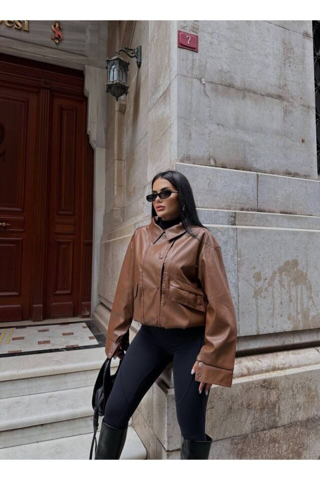 Altı Lastikli Kadın Deri Ceket