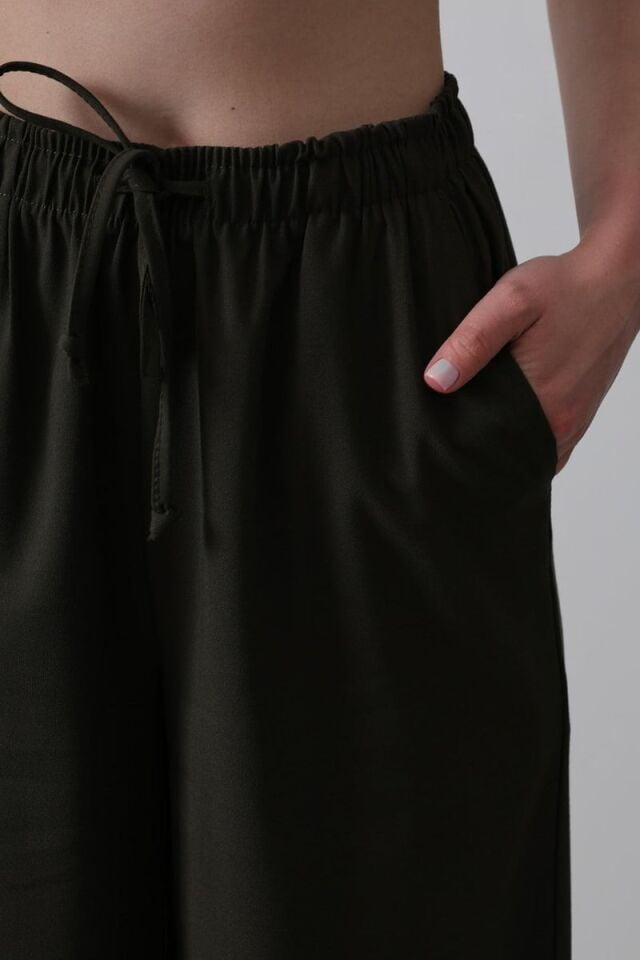 Beli Lastikli Bol Paça Haki Pantolon